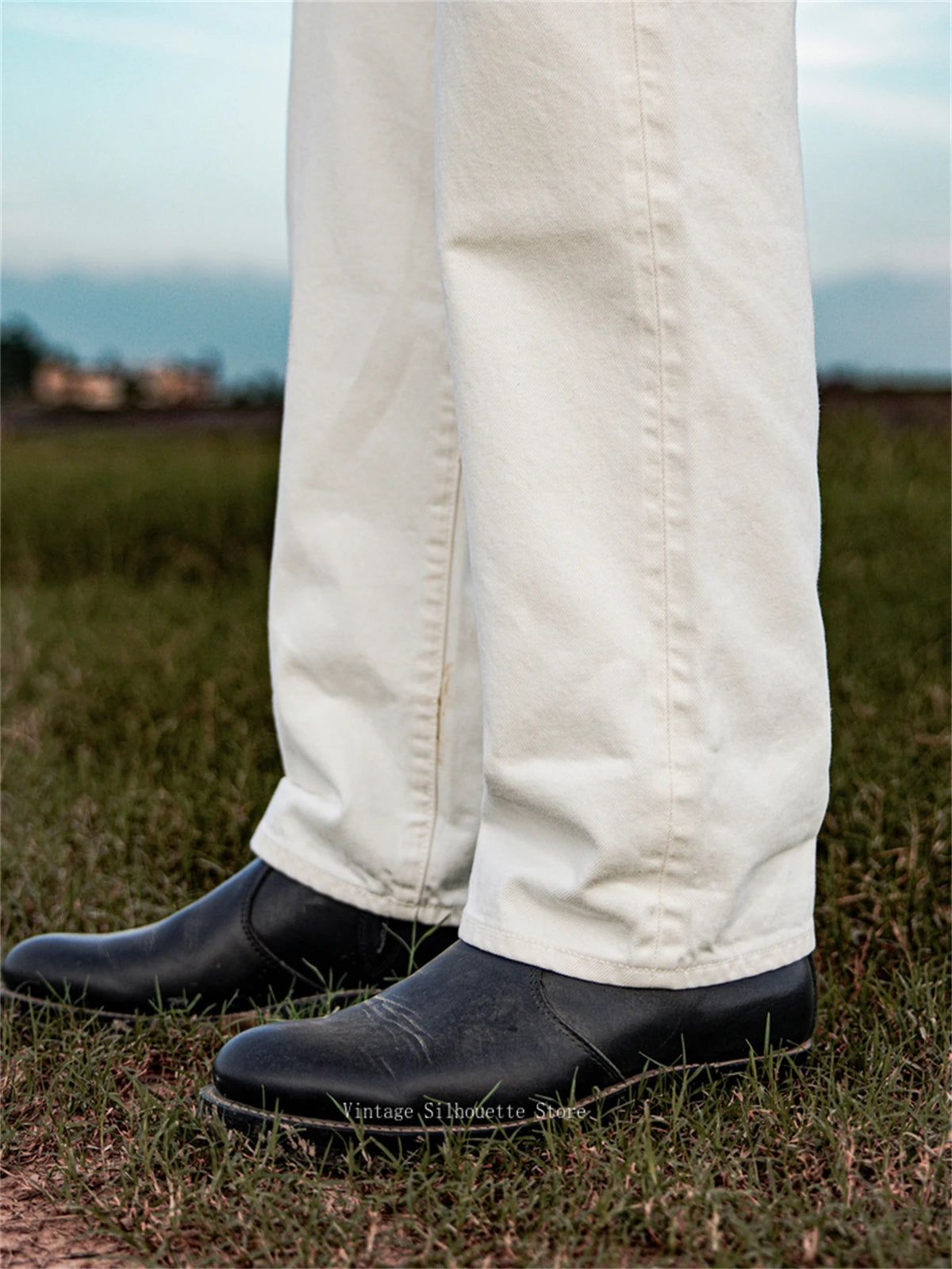 Red Tornado 55501 White Relaxed Straight Men's Jeans Rugged Style 14oz Selvedge Denim Pants