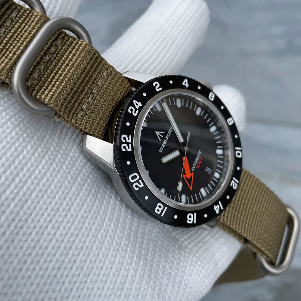 Superluminous Steel Bezel Wristwatch, Waterproof