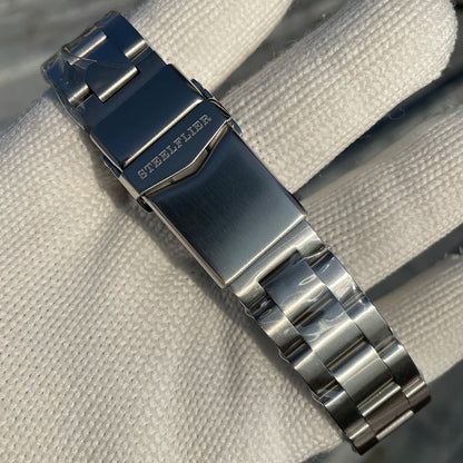 Waterproof Quartz Wristwatch