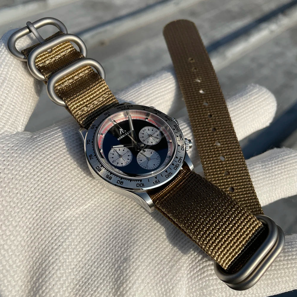 Waterproof Quartz Wristwatch