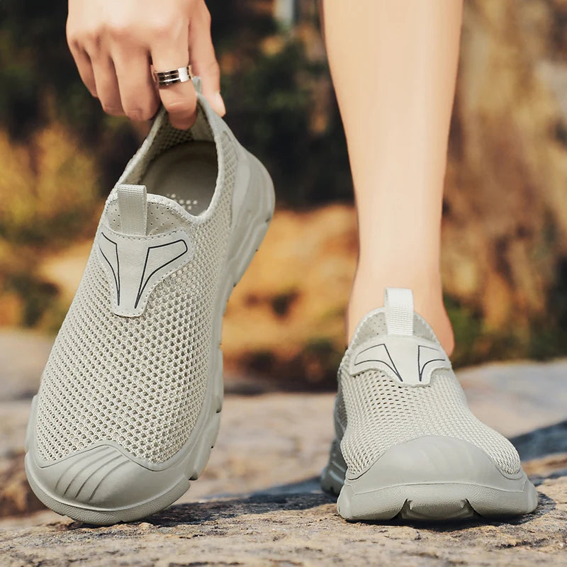 Men's Breathable Mesh Casual Sneakers