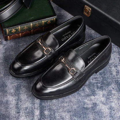 Handmade Men's Casual Leather Shoes New Style Slip-On Low Heel Business Fashion Cowhide First Layer Comfortable Men's Footwear