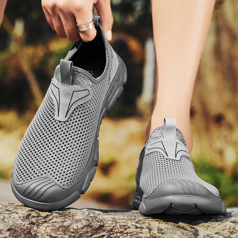 Men's Breathable Mesh Casual Sneakers